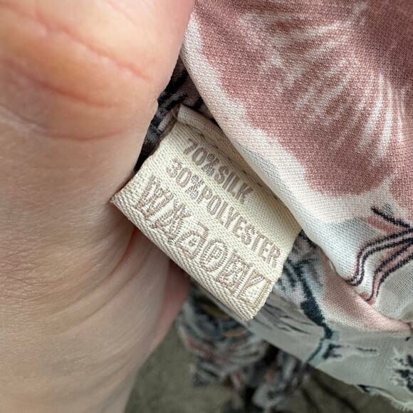 Jayley Silk Blend Floral Robe - Picture 9 of 10